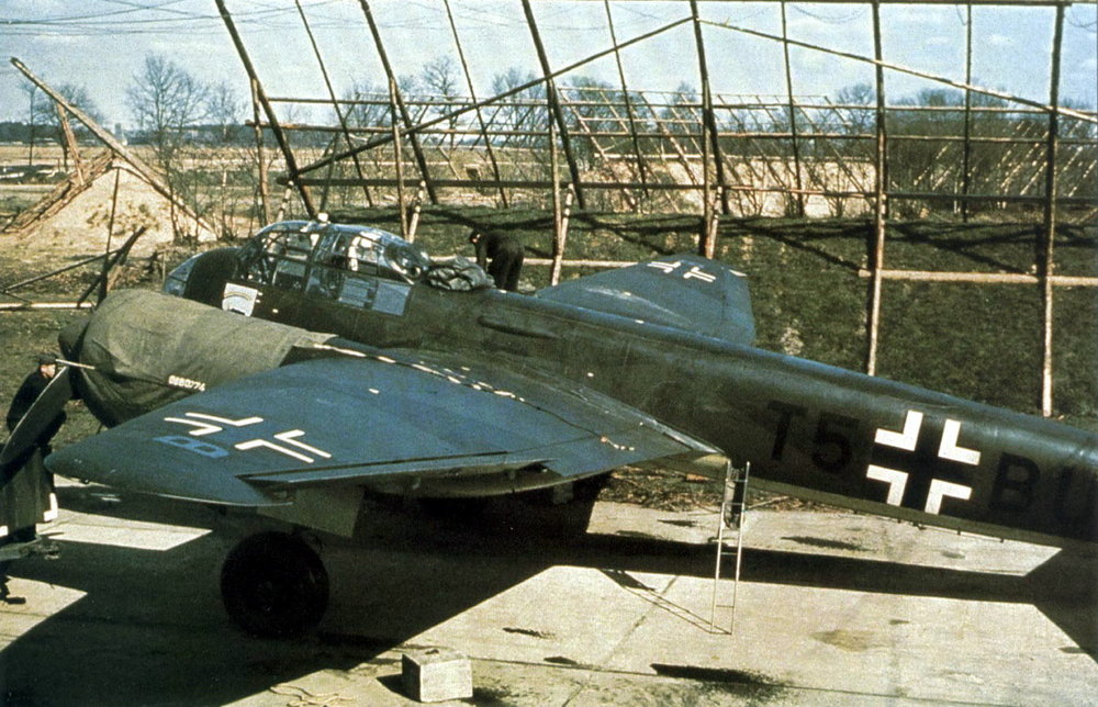 23 junkers ju 88 german luftwaffe aircraft hangar color.jpg