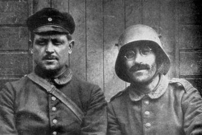 german-prisoners-taken-by-canadian-forces-vimy-france-first-world-war-1917_u-l-q1mu93w0.jpg.b9d78a2593fd6b5798a13d53a1f272ba.jpg