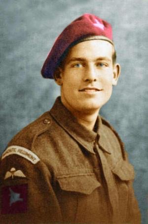 More information about "Original WW2 British Paratrooper beret"